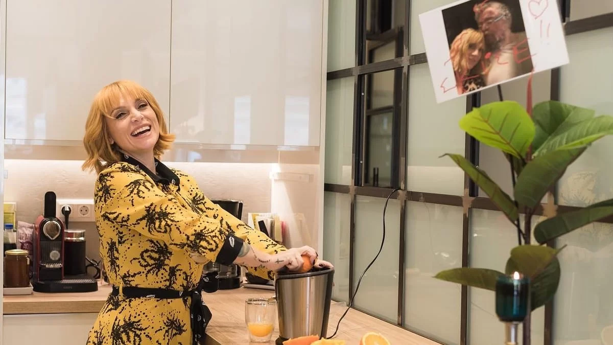 Γεμάτο με πράσινα φυτά και εντυπωσιακά διακοσμητικά - Φωτογραφίες από το σπίτι που μένει η Ελεωνόρα Ζουγανέλη μετά το διαζύγιο