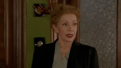 Έρωτας Φυγάς: Στη φόρα ερωτικές φωτογραφίες της Μαργέτας - Την απαρνιέται από μάνα του ο Ιάσονας