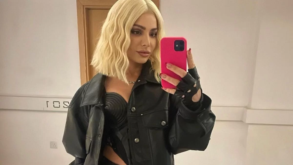 Ο έρωτας της πάει πολύ - Η μεγάλη αλλαγή που έκανε η Ζόζεφιν στα μαλλιά της