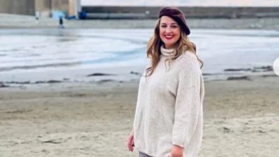 Ευτυχισμένη μέσα στα λουλούδια - Οι νέες φωτογραφίες της Κλέλιας Πανταζή κατά την διάρκεια της τρίτης της εγκυμοσύνης