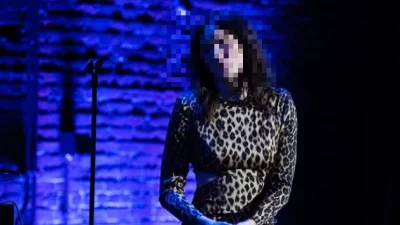 Απέβαλε πάνω στη σκηνή μπροστά σε 2000 άτομα - «Δεν είμαι ξένη στον πόνο και το κενό της απώλειας μιας εγκυμοσύνης»