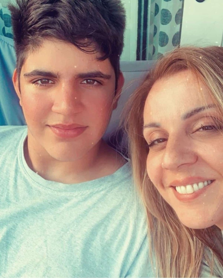 Η Ματίνα Νικολάου με τον γιό της