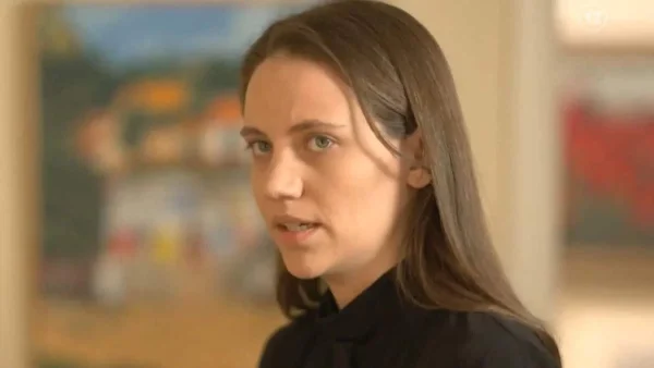 Μαύρο Ρόδο (6/4):  Η μεγάλη προδοσία του Πέτρου στην Ελισάβετ! Βλέπει φωτογραφίες με τον ίδιο να...