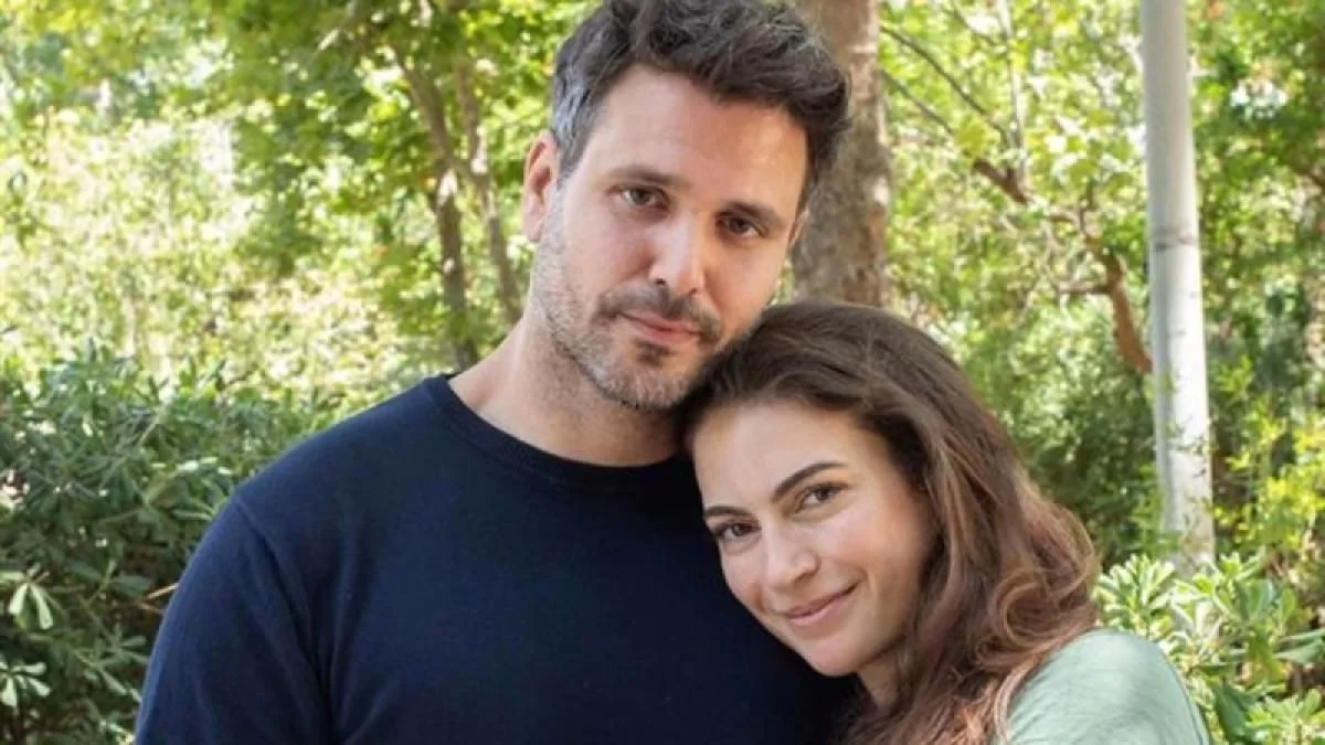 Παγιδευμένοι: «Όχι μόνο έχει δαγκώσει την λαμαρίνα, την έχει καταπιεί αμάσητη» - Χαμός στο twitter για το νέο ζευγάρι της σειράς