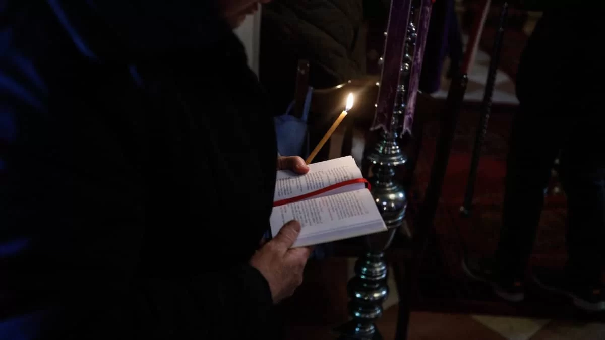 Μεγάλη Παρασκευή: Τι ώρα τελείται η ακολουθία του Επιταφίου και πότε ξεκινά η περιφορά