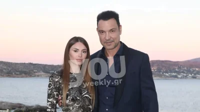 Ιωάννα Σιαμπάνη: Στην εκκλησία για να ανάψουν κερί - Η φωτογραφία του Τζίμη Σταθοκωστόπουλου αγκαλιά με τον 6 μηνών γιο του