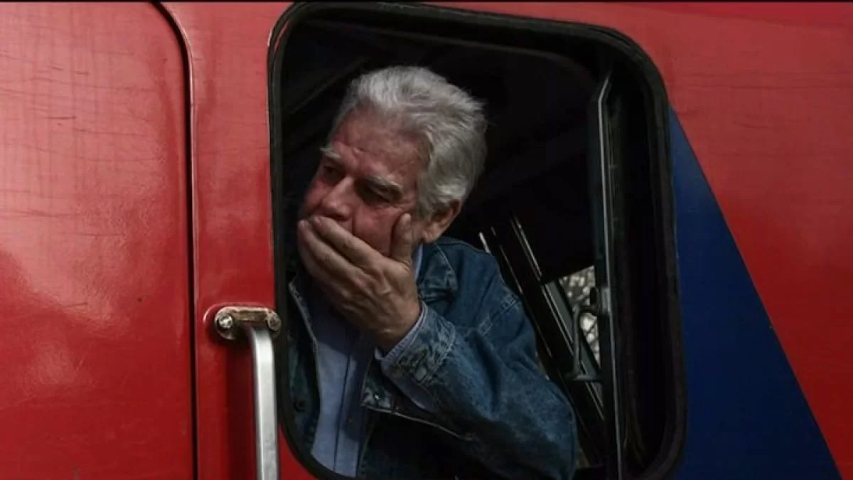 Τέμπη: «Βαραίνει ακόμα περισσότερο την ψυχολογία μου...» - Ρίγη συγκίνησης με το κλάμα του μηχανοδηγού στο 1ο δρομολόγιο μετά την τραγωδία