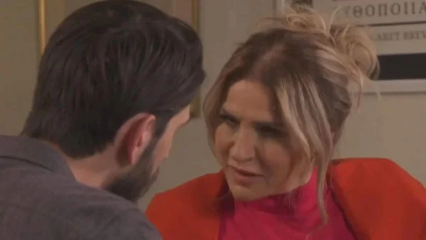 Χαιρέτα μου τον Πλάτανο (21/4): Η Πέπη βάζει το σχέδιο της σε δράση - Τι συνέβη με τον Βάρσο