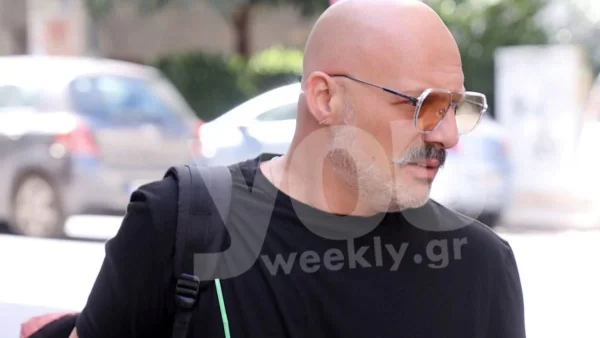 Στο νοσοκομείο εκτάκτως ο Νίκος Μουτσινάς - Εκτός αέρα αύριο 30/5 η εκπομπή του στον ΣΚΑΙ