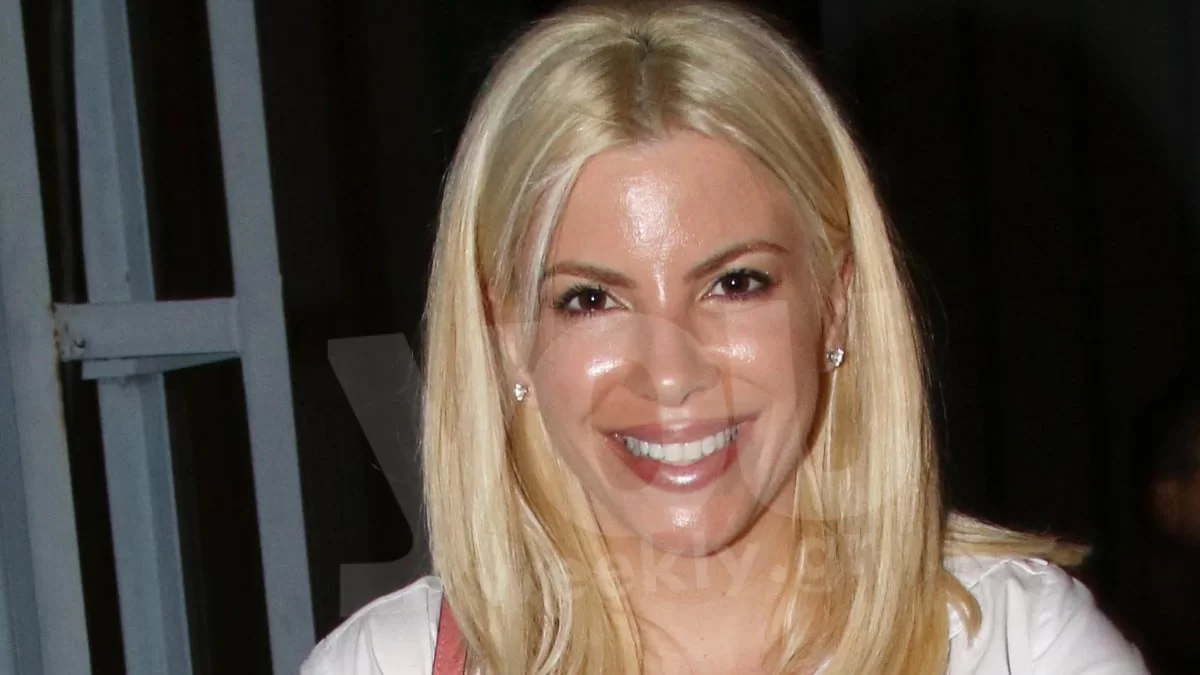 «Κάθε τρίχα που ασπρίζει στο κεφάλι μου, κάθε ρυτίδα..» - Η συγκινητική ανάρτηση της Αντελίνας Βαρθακούρη μέσα από το μαιευτήριο