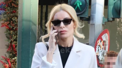 Νύφη με κατάλευκο φόρεμα η Κατερίνα Καινούργιου - "Και στα δικά μας οι λεύτερες"