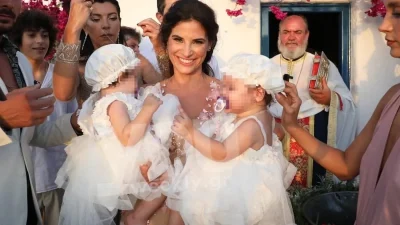 Τρεις γενιές μαζί: «Σε ευχαριστώ Θεέ μου που με έκανες μαμά» - Η συγκινητική φωτογραφία της Χριστίνας Μπόμπα με την μητέρα και τις κόρες της