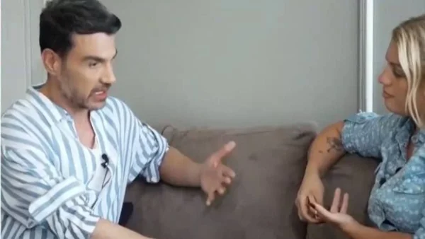 «Εγώ και ο Φώτης Σεργουλόπουλος...» - Η εξομολόγηση του Παντελή Τουτουντζή για το μοντέλο της γκέι οικογένειας