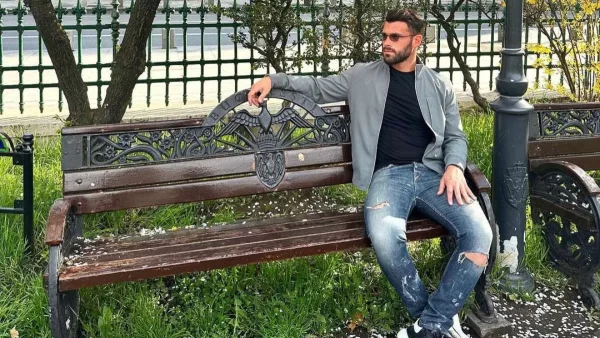 «Όσο ο κόσμος...» - Η όλο νόημα ανάρτηση του Στάθη Σχίζα μετά τον χωρισμό από την Αλεξάνδρα Παναγιώταρου