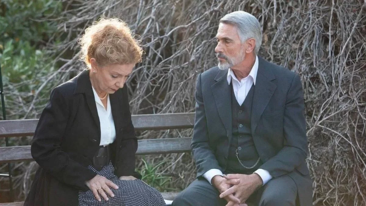 Έρωτας Φυγάς: Η Αλεξάνδρα διαλύει τον γάμο της πεθεράς της - Σε μαύρα πανιά η Μαριέττα