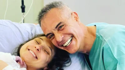 Φωτεινή Αθερίδου: «Κατάφερε να γεννήσει φυσιολογικά, ενώ...» - Οι αποκαλύψεις του γυναικολόγου μετά την γέννα