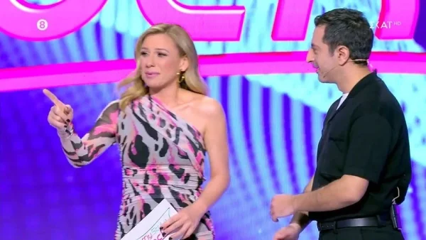 My Style Rocks: «Θα σε πάρω Στέλιο μου» - "Σούσουρο" στο πλατό του ΣΚΑΙ με το παράπονο της Καραβάτου στον Κουδουνάρη