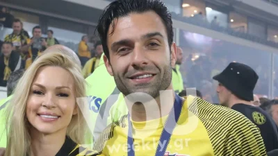 Ντυμένη στα κιτρινόμαυρα μαζί με τη μαμά του Τζαβέλλα - Η σχέση της Βίκυ Κάβουρα με την πεθερά της