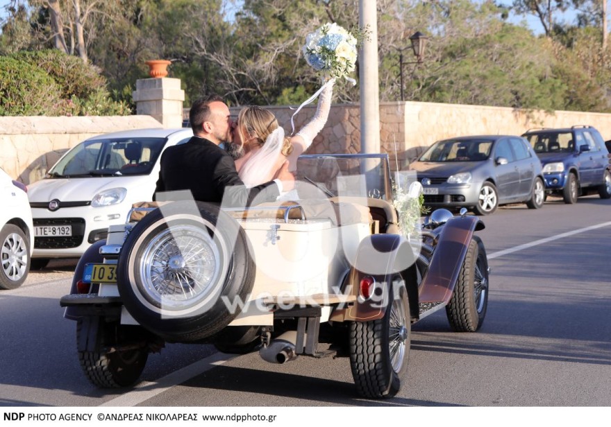 γάμος Μουζουράκη