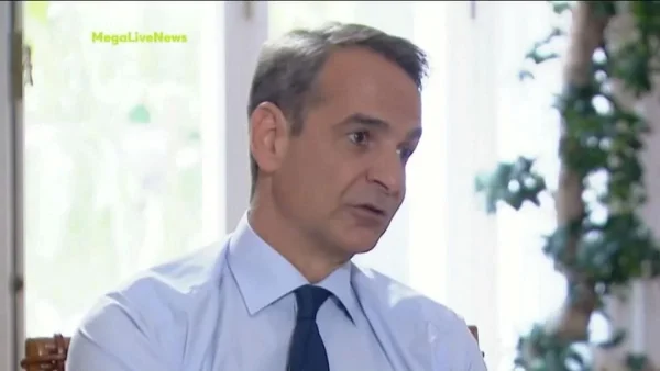 «Τι να ξεκαθαρίσω κύριε Ευαγγελάτε; Όταν γίνεται κοπτοραπτική, τι να σας πω παραπάνω;» - Ο εκνευρισμός του Κυριάκου Μητσοτάκη για την τραγωδία στα Τέμπη