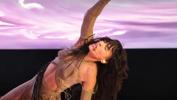 «Ήμουν από την Ελλάδα στην προηγούμενη ζωή μου» - Η ηλικία και η ζωή της Loreen που επέστρεψε στην Eurovision 12 χρόνια μετά την νίκη της