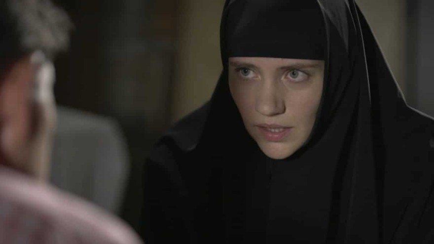 Μαύρο Ρόδο αποκλειστικό ρεπορτάζ Ελισάβετ έγκυος