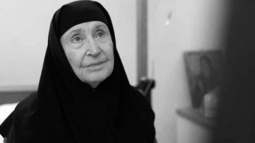 Οι επόμενες εβδομαδιαίες εξελίξεις της σειράς του MEGA, Μαύρο Ρόδο