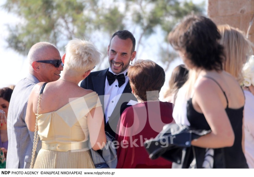 Μουζουράκης γάμος