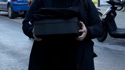 Παντρεύονται το καλοκαίρι μετά από την πρόταση γάμου στο Παρίσι - Θα χορέψει το χορό του Ησαΐα γνωστός Έλληνας παρουσιαστής