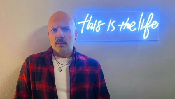 Νίκος Μουτσινάς: «Είχε διπλωθεί στα δυο» - Εξελίξεις με την κατάσταση της υγείας του