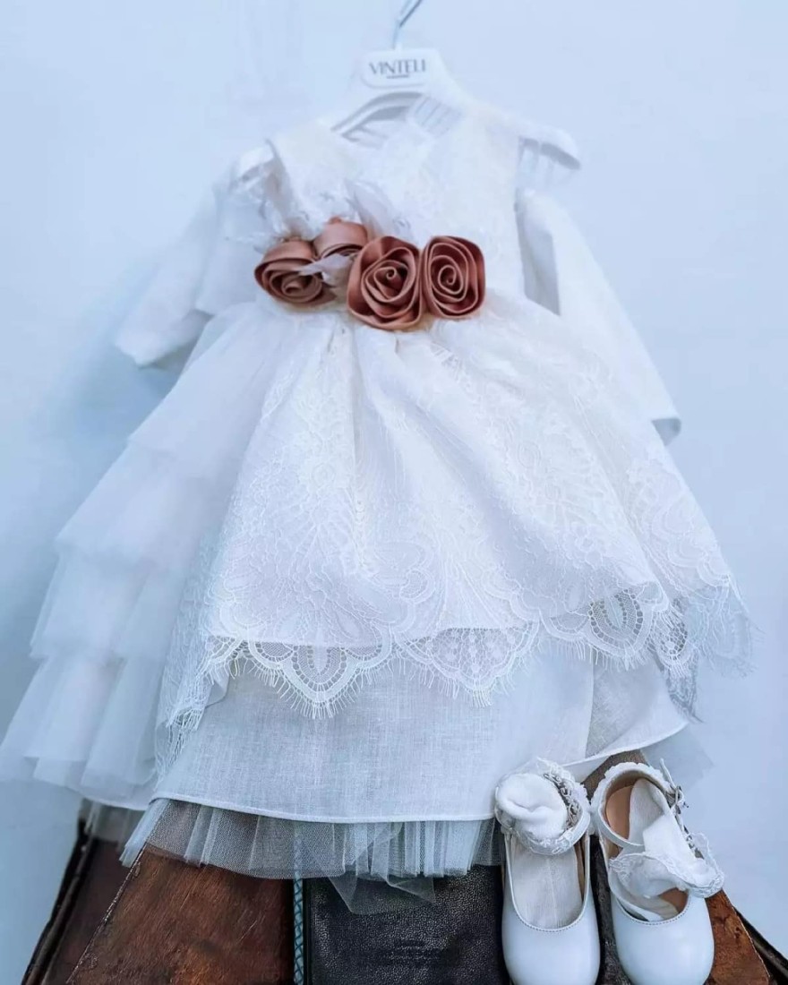 Οικονομάκου ρούχα βάφτισης