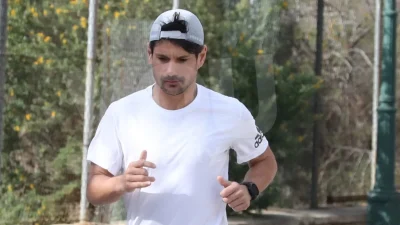 Πάνος Βλάχος: Σε σχέση με ηθοποιό της σειράς Παράδεισος των κυριών - Τα "καυτά" φιλιά και οι αγκαλιές