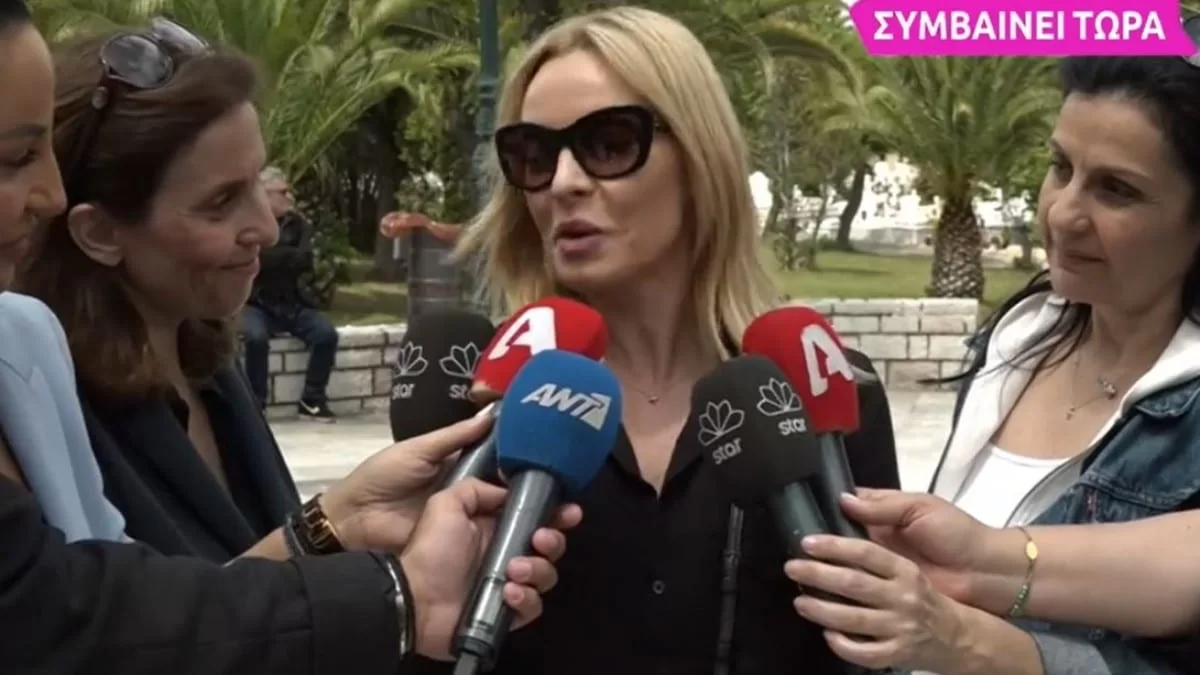«Δεν ήθελε κανείς να τον λυπηθεί! Ήταν άρχοντας»  - Οι πρώτες δηλώσεις της Πέγκυς Ζήνα στην κηδεία του Στηβ Κακέτση