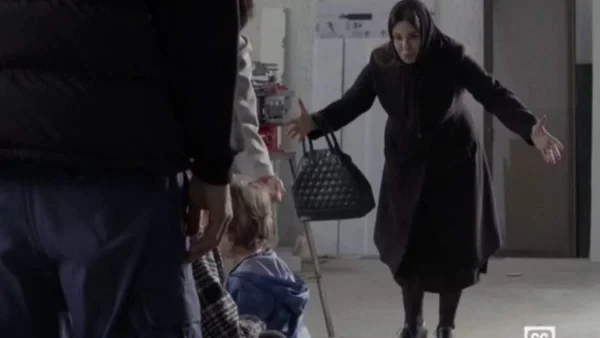 Σασμός: «Αγκάλιασε το εγγονάκι σου, Καλλιόπη» - Η Καλλιόπη γνώρισε τον μικρό Πετρή και το Twitter έστησε πάρτι