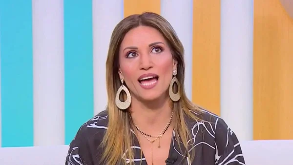 Τα έχει κόψει "μαχαίρι" εδώ και 14 χρόνια: Τα μυστικά διατροφής της Σοφίας Παυλίδου για να διατηρεί το κορμί της στα 48 της