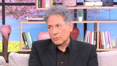 «Εάν εγώ έχω το ταλέντο να πάρω περισσότερα χρήματα από εσένα, αν και είμαι κατώτερος...» - Η απάντηση του Θάνου Καληώρα για την "κόντρα" Πολίτη & Δανδουλάκη