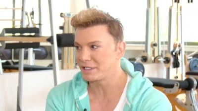 «Ο Βαρουφάκης μου θυμίζει ιδιοκτήτη γραφείου τελετών» - Το σχόλιο του Ζαχαράτου για το γραμματέα του ΜέΡΑ25