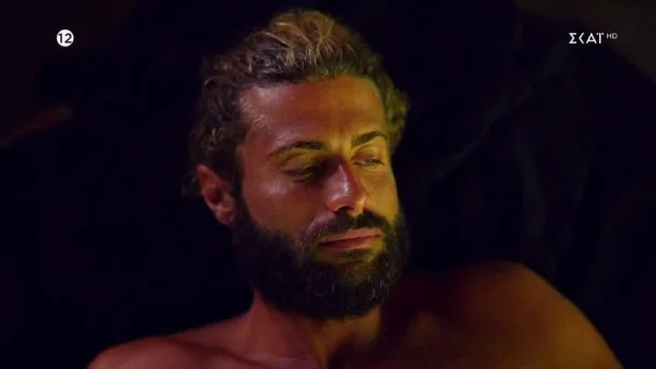 Survivor All Star: «Θα σου ρίξει πισώπλατη μαχαιριά για να παραμείνει στο παιχνίδι» - Οι ίδιοι του οι φίλοι "αδειάζουν" τον Κωνσταντίνο Βασάλο