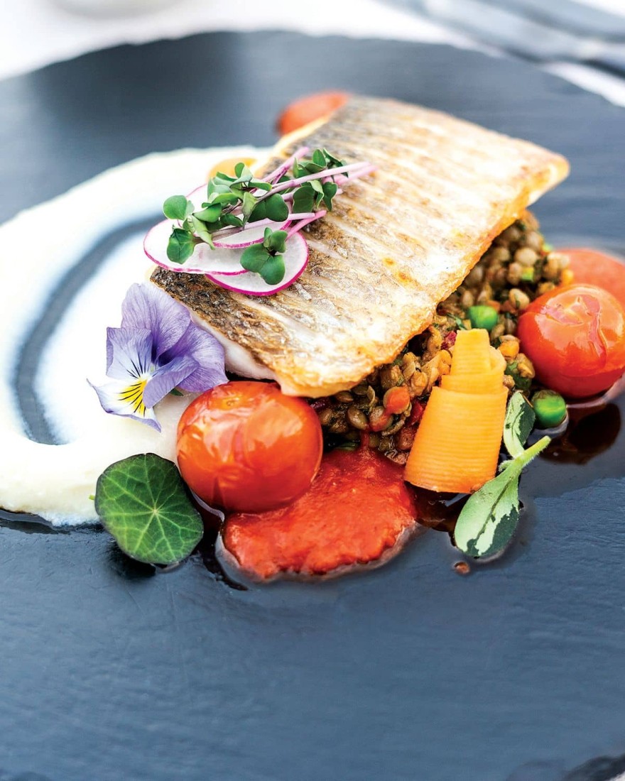 Crystal Waters: Το πολυτελές νησιώτικο καταφύγιο γαστρονομικού υψηλού επιπέδου