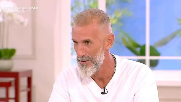 Survivor All Star: «Έχει μία εμμονή με τον Κωνσταντίνο...» - Στη φόρα η αλήθεια για το ειδύλλιο του Βασάλου με την Σταυρούλα από τον Τάκη Καραγκούνια
