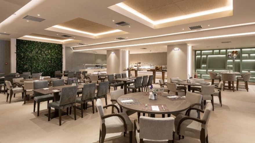 Νέοι και ανακαινισμένοι χώροι στο Holiday Inn Thessaloniki