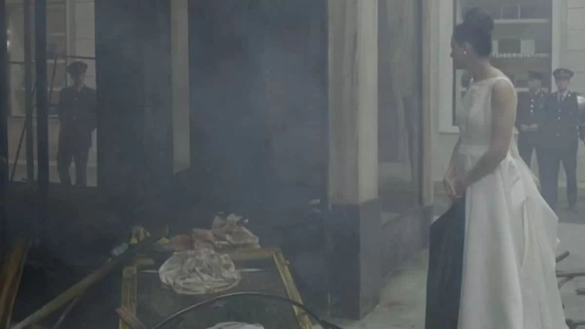 Ο Παράδεισος των Κυριών: «Έχω μείνει με ανοιχτό το στόμα» - Στάχτη το μαγαζί, στάχτη και ο Αποστόλης! Χαμός στο twitter με το τελευταίο επεισόδιο