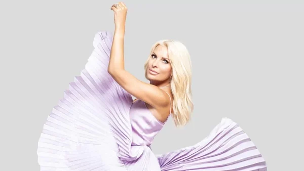 Φεύγει από την Μενεγάκη για να γίνει παρουσιάστρια - Αποχώρηση "βόμβα" από την Ελένη και το MEGA