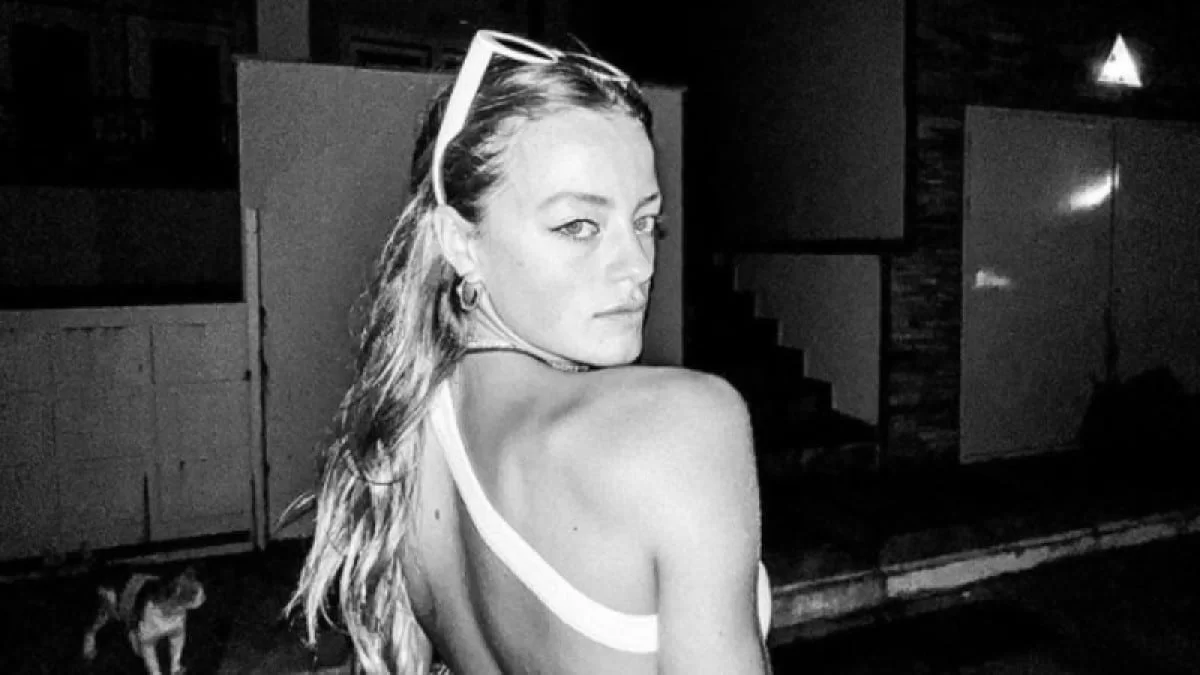 "Μοίρασε εγκεφαλικά" η Γαία Μερκούρη - Η φωτογραφία με τους κοιλιακούς και το καλλίγραμμο κορμί της που προκάλεσε αντιδράσεις