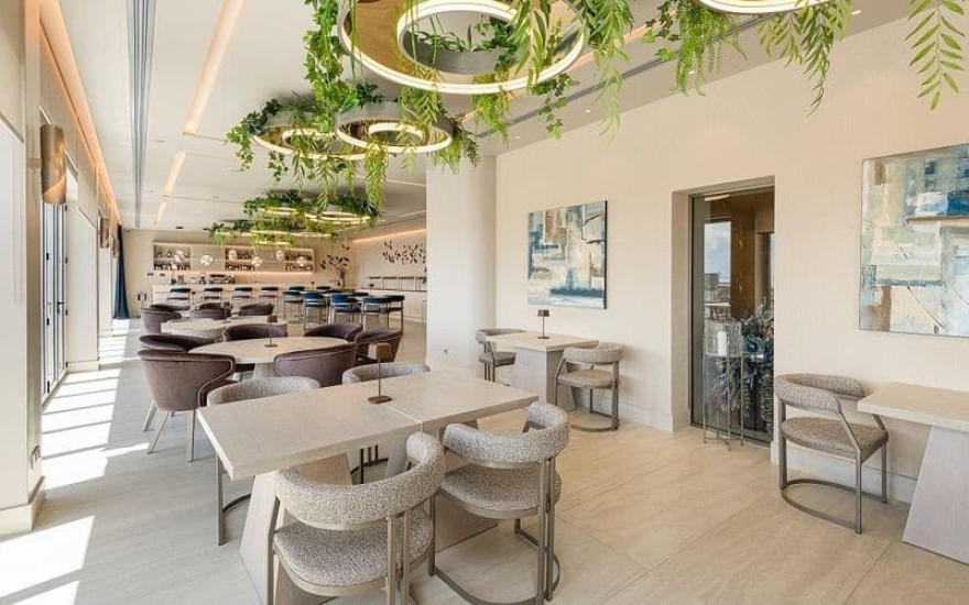 Νέοι και ανακαινισμένοι χώροι στο Holiday Inn Thessaloniki