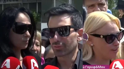 Κηδεία Φλωρινιώτη: «Αν ξαναγεννιόμουν, πάλι τον ίδιο θα ήθελα να έχω...» - Σπάραξαν μπροστά στις κάμερες η Μάχη, ο Νίκος & η Γαρυφάλλου