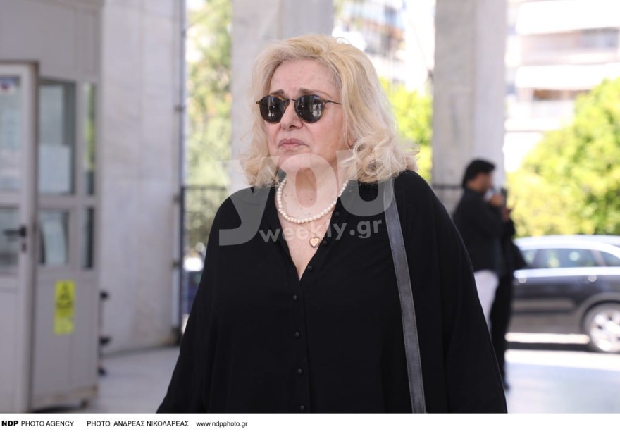 Κηδεία Νόνικα Γαληνέα Βέρα Κρούσκα