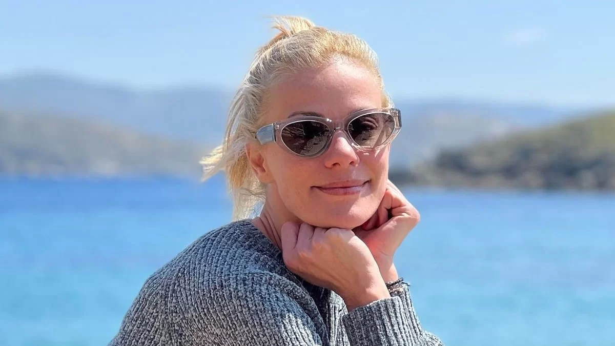 Αφού άκουσε τα εξ αμάξης - Η πρώτη απάντηση της Μακρυπούλια μετά το ξέσπασμα για την αεροπορική εταιρεία