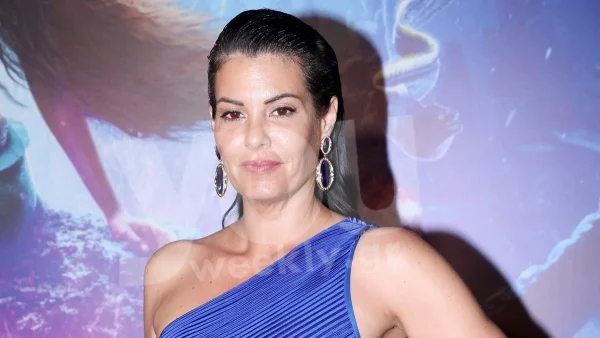 Δεκάδες αντιδράσεις στο Instagram κάτω από την ανάρτηση της Μαρίας Κορινθίου που ποζάρει ως Καρυάτιδα