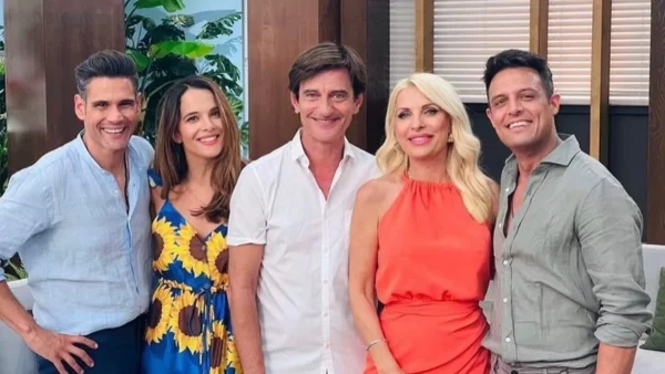 Ο τελευταίος να κλείσει την πόρτα: Τρεις νέες αποχωρήσεις από την εκπομπή της Ελένης Μενεγάκη στο Mega